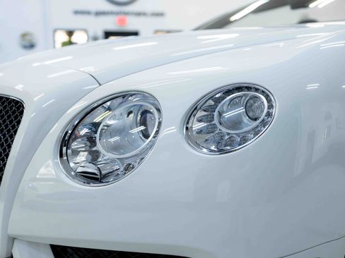 Used 2014 Bentley Continental GT V8 S image 23