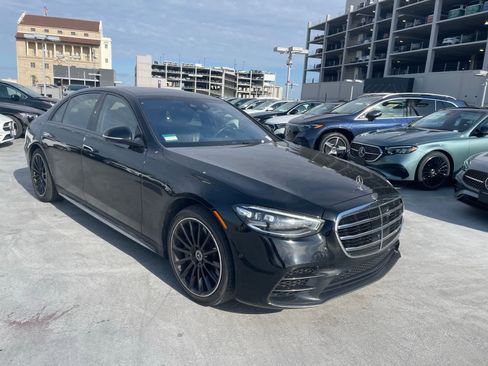 Certified 2023 Mercedes-Benz S 500 4MATIC image 2