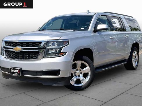 Used 2015 Chevrolet Suburban LT RWD image 1