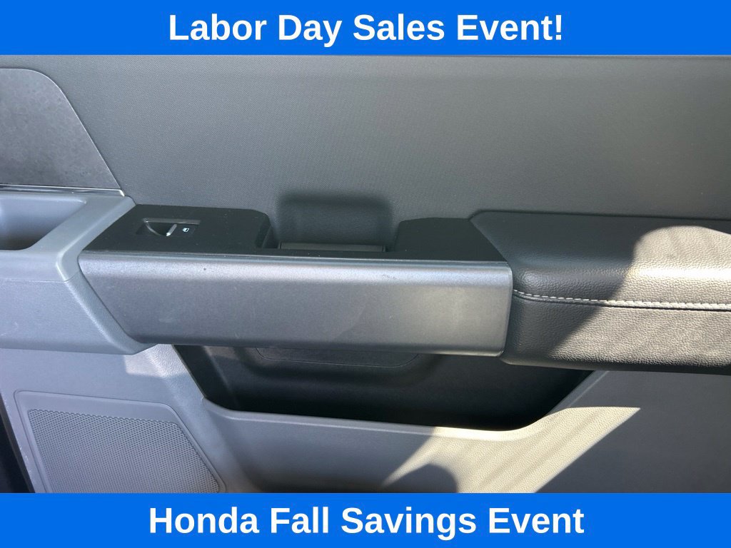Used 2025 Ford F150 XLT RWD image 13