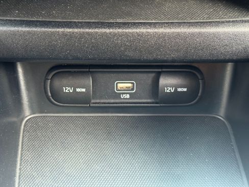 Used 2022 Kia Forte LXS FWD image 25