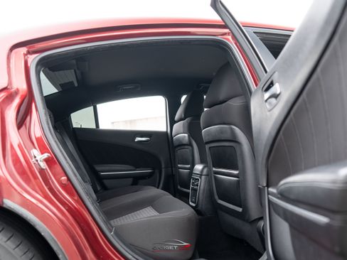 Used 2020 Dodge Charger Scat Pack RWD image 17