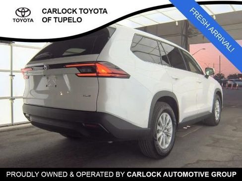 Used 2025 Toyota Grand Highlander FWD image 4