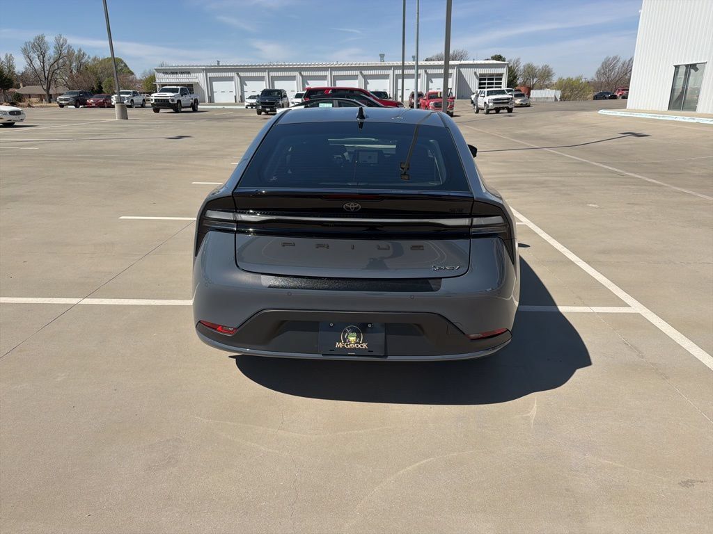 New 2026 Toyota Prius Plug-In Hybrid FWD image 6