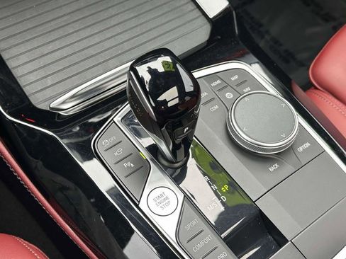 Used 2023 BMW X4 M40i w/ Premium Package image 32