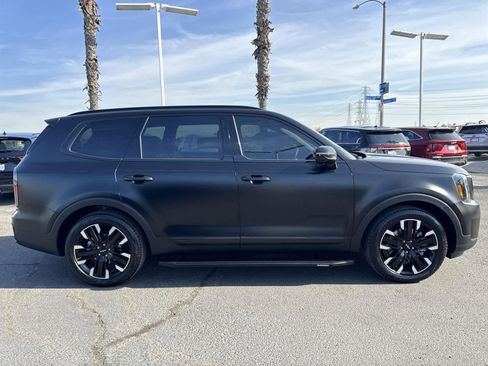 Used 2024 Kia Telluride SX w/ Towing Package image 7