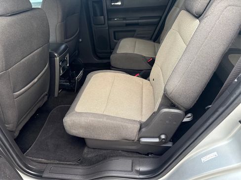 Used 2009 Ford Flex SE FWD image 11