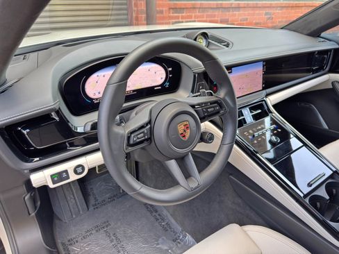 Used 2025 Porsche Panamera GTS AWD/4WD image 14
