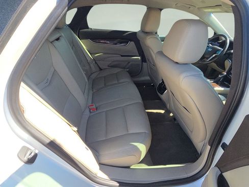 Used 2016 Cadillac XTS Luxury FWD image 17