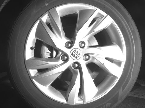 Used 2025 Buick Encore GX Preferred FWD image 12