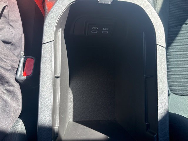 Used 2025 Toyota RAV4 LE FWD image 30