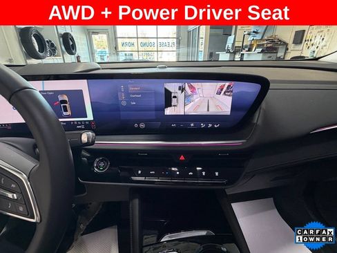 Used 2025 Buick Envision Preferred AWD/4WD image 14