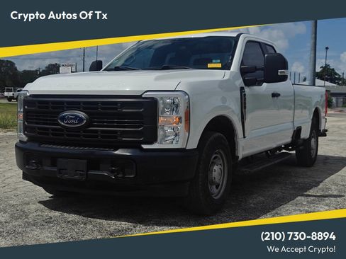 Used 2023 Ford F250 XL w/ F-250 >10K GVWR Package RWD image 1