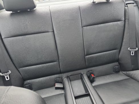 Used 2012 BMW 135i Coupe RWD image 18