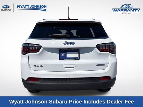 Used 2024 Jeep Compass Latitude AWD/4WD image 6
