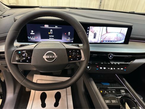 New 2026 Nissan Murano Platinum AWD/4WD image 3