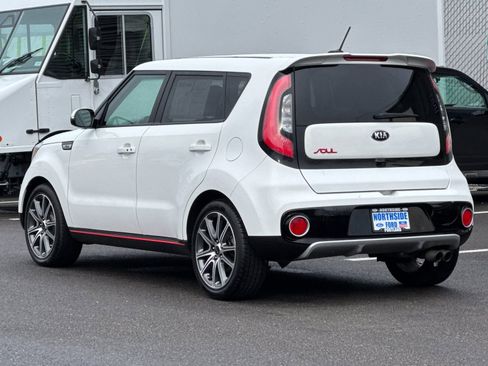Used 2018 Kia Soul ! w/ Tech Package image 4