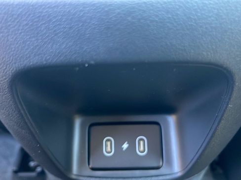 Used 2026 Hyundai Elantra SE FWD image 17