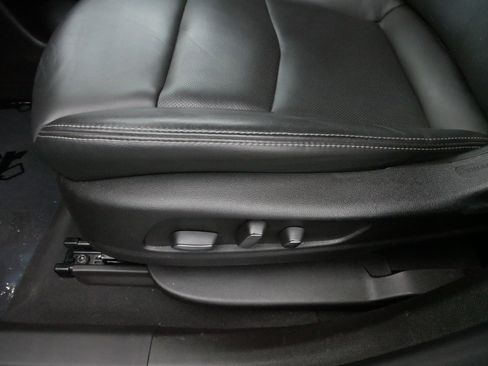 Certified 2024 Cadillac XT6 Premium Luxury w/ LPO, Floor Liner Package image 15