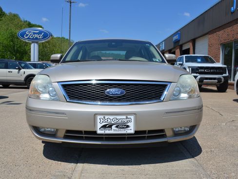 Used 2006 Ford Five Hundred SEL FWD image 5