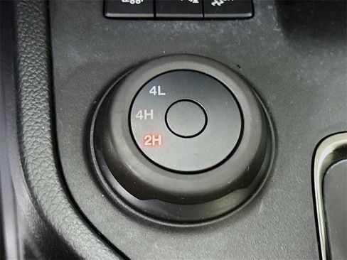 Used 2019 Ford Ranger XLT w/ Equipment Group 301A Mid image 10