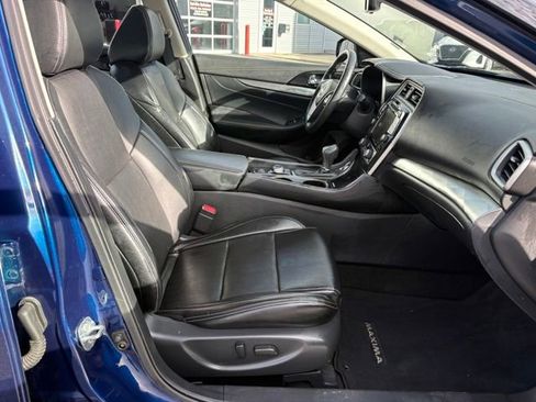 Used 2023 Nissan Maxima SL FWD image 21