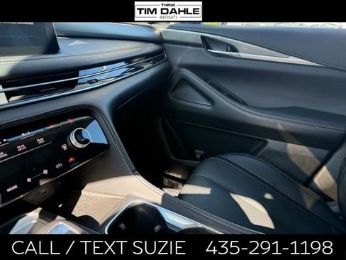 Certified 2023 INFINITI QX60 Luxe w/ Cargo Package AWD/4WD image 11
