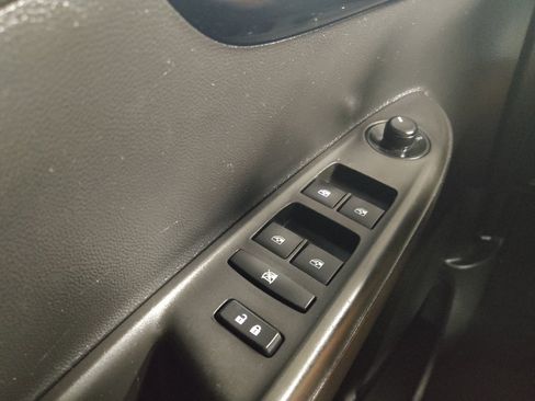 Used 2019 Chevrolet Spark LT FWD image 27