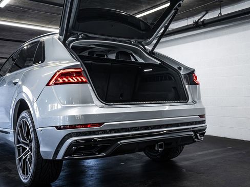 Used 2023 Audi Q8 Premium Plus w/ Premium Plus Package AWD/4WD image 17