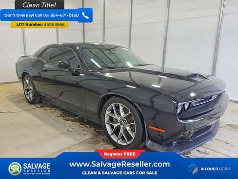 Used 2022 Dodge Challenger GT image 5