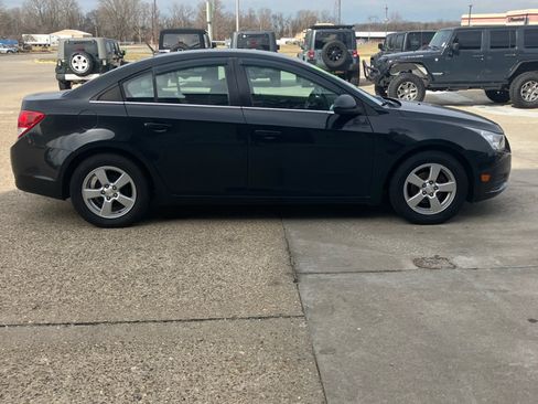 Used 2014 Chevrolet Cruze LT image 5