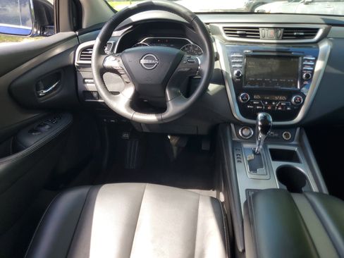 Used 2023 Nissan Murano SV image 16