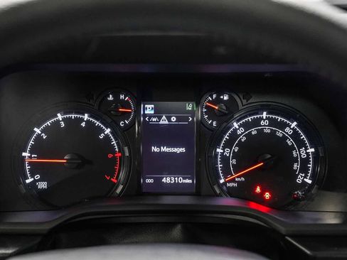 Certified 2023 Toyota 4Runner SR5 Premium w/ Moonroof Package AWD/4WD image 25