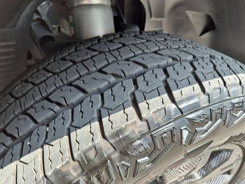 Used 2026 GMC Hummer EV 3X AWD/4WD image 17