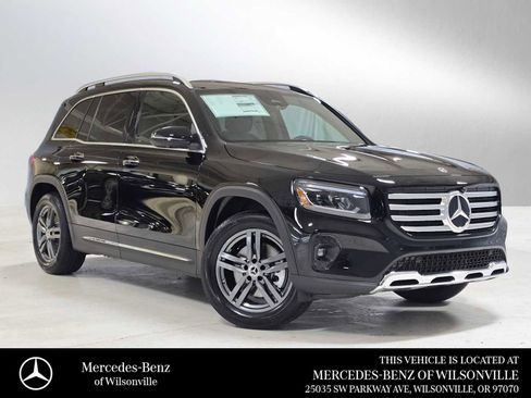 New 2026 Mercedes-Benz GLB 250 4MATIC image 1