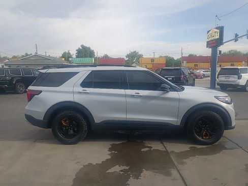 Used 2026 Ford Explorer Tremor w/ Tremor Ultimate Package AWD/4WD image 5