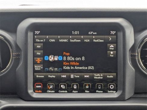 Certified 2023 Jeep Gladiator Overland image 18