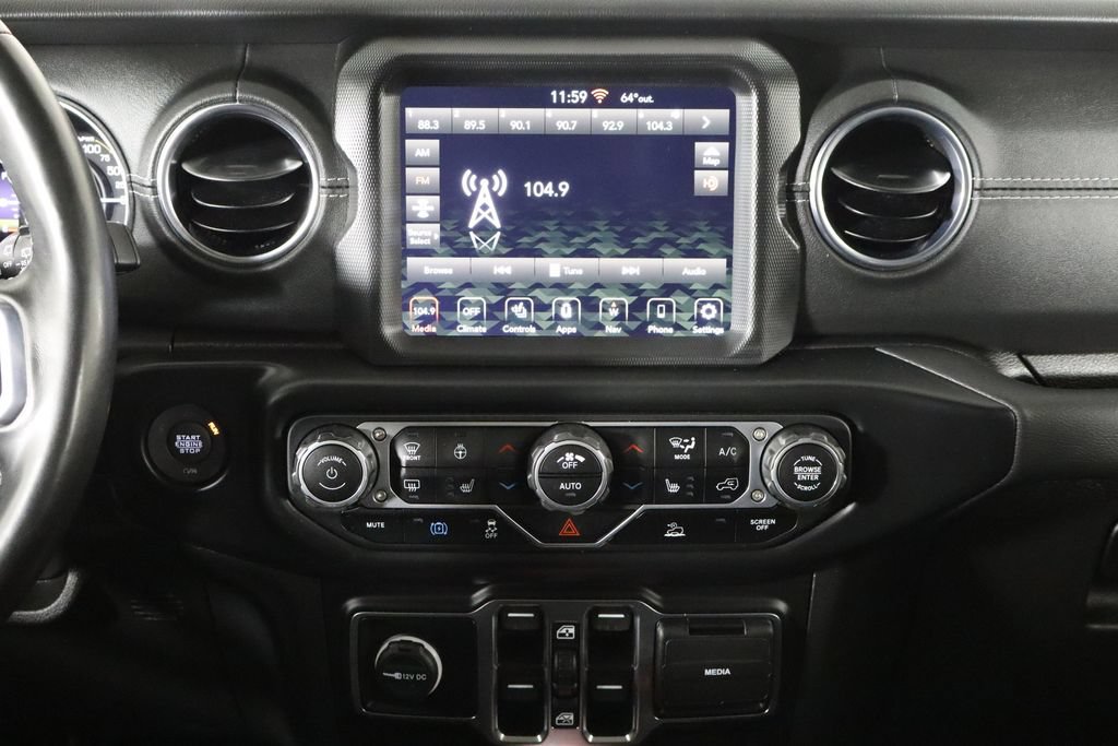Used 2023 Jeep Wrangler Unlimited Sahara w/ Cold Weather Group AWD/4WD image 24