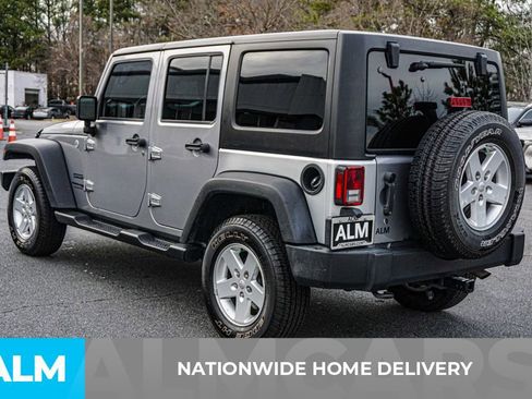 Used 2018 Jeep Wrangler Unlimited Sport S image 5