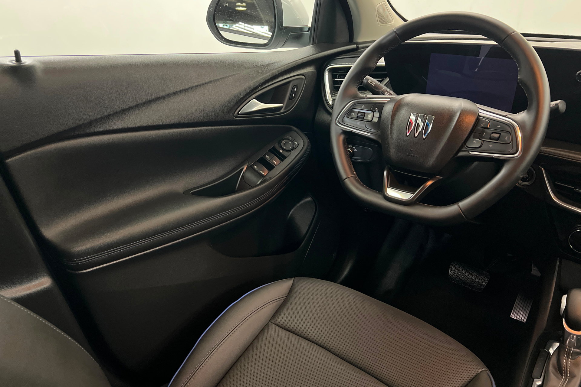 Used 2026 Buick Encore GX Sport Touring AWD/4WD image 11