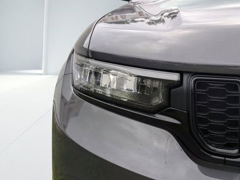 New 2025 Jeep Grand Cherokee L Limited w/ Black Appearance Package image 8