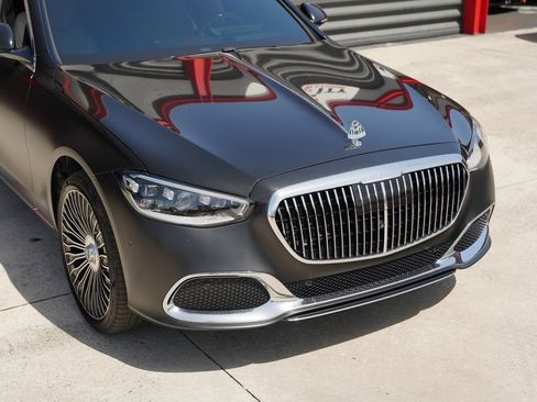 Used 2024 Mercedes-Benz Maybach S 580 4MATIC image 10