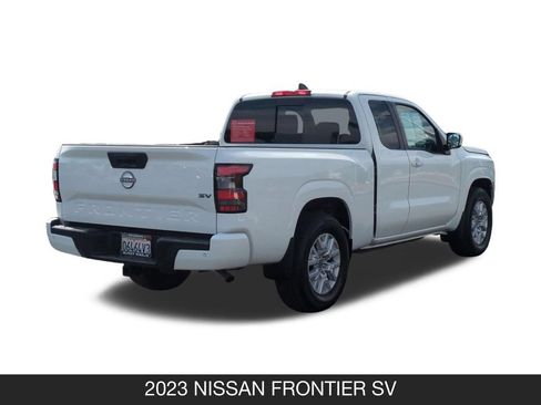 Used 2023 Nissan Frontier SV w/ SV Convenience Package RWD image 9
