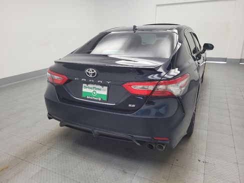 Used 2019 Toyota Camry SE w/ Convenience Package image 7