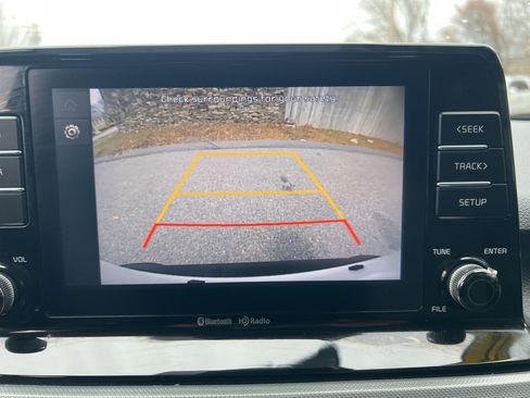 Used 2023 Kia Seltos LX image 17