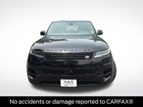 Used 2025 Land Rover Range Rover Sport SE AWD/4WD image 2