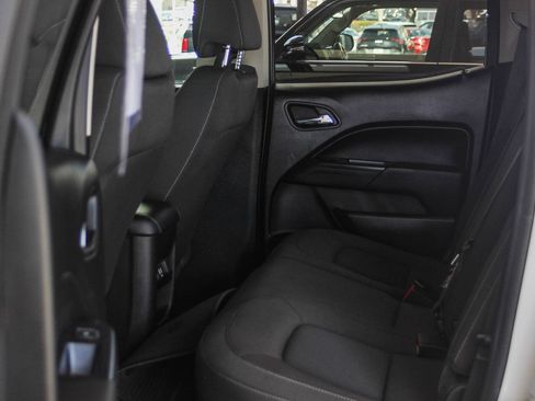 Used 2019 Chevrolet Colorado LT w/ LT Convenience Package image 18