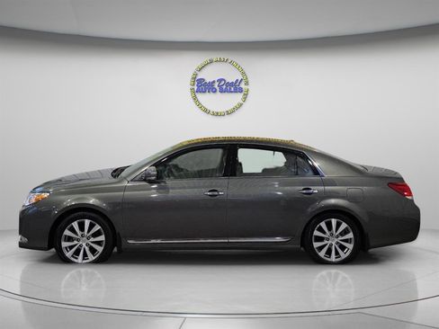 Used 2011 Toyota Avalon Limited FWD image 2