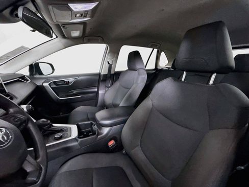 Certified 2025 Toyota RAV4 LE AWD/4WD image 3