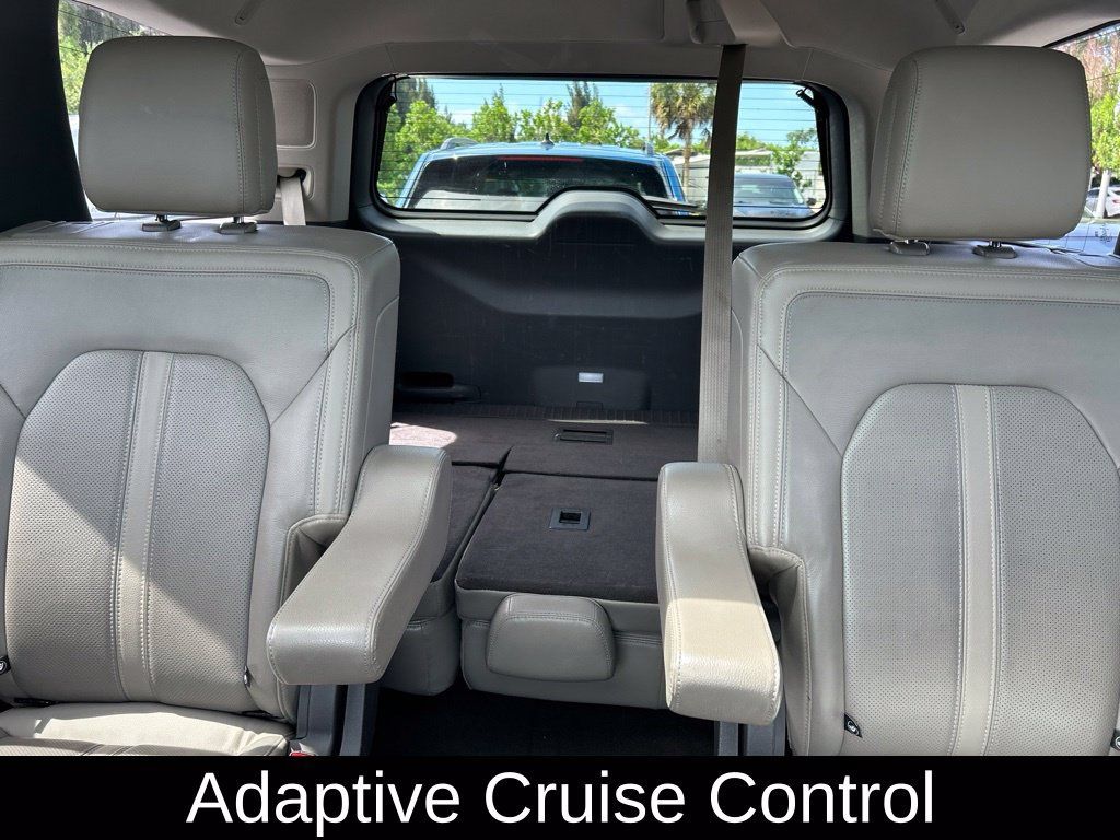 Used 2019 Ford Expedition Limited w/ Special Edition Package RWD image 13